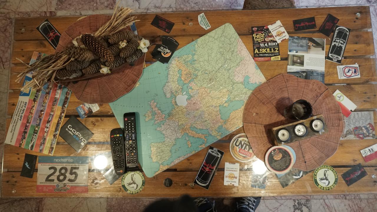 Vertical Hostel Маврово Екстер'єр фото